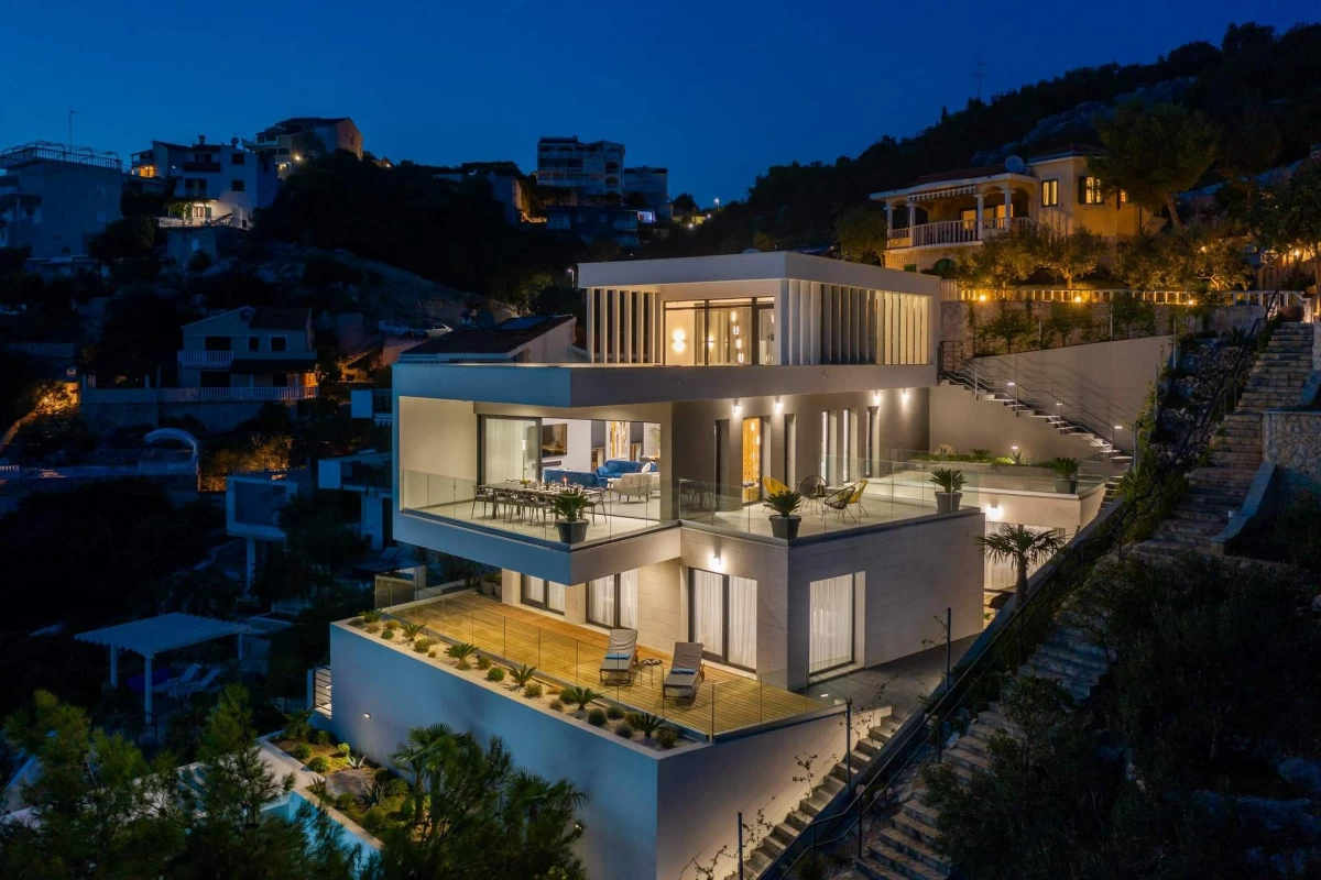 Villa Extravaganza near Split - Adriatic Luxury, Hrvatska Dalmacija nudi kuća, spavaće sobe, broj luksuzna površina. Villas, Hrvatska Dalmacija 