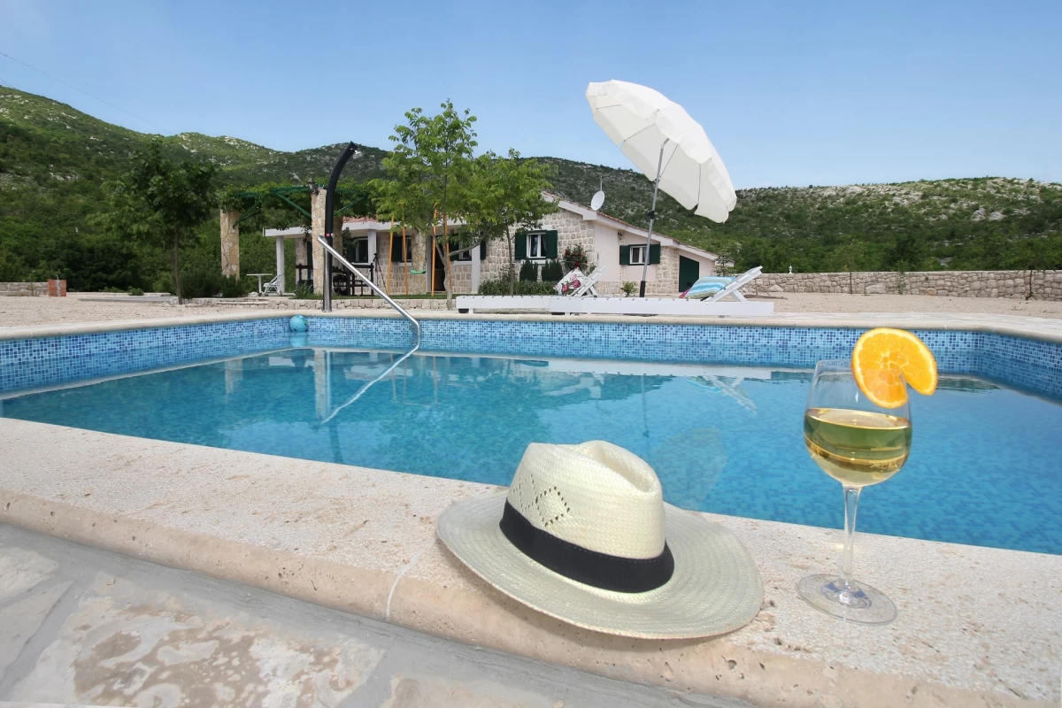 Villa Radalj near Split in Croatia - Adriatic Luxury Villas