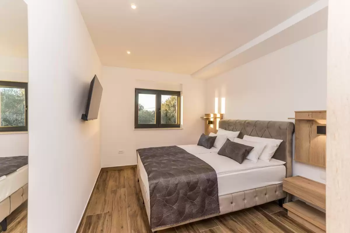 FRADAMA Blue A2 - Zadar, Dalmatia