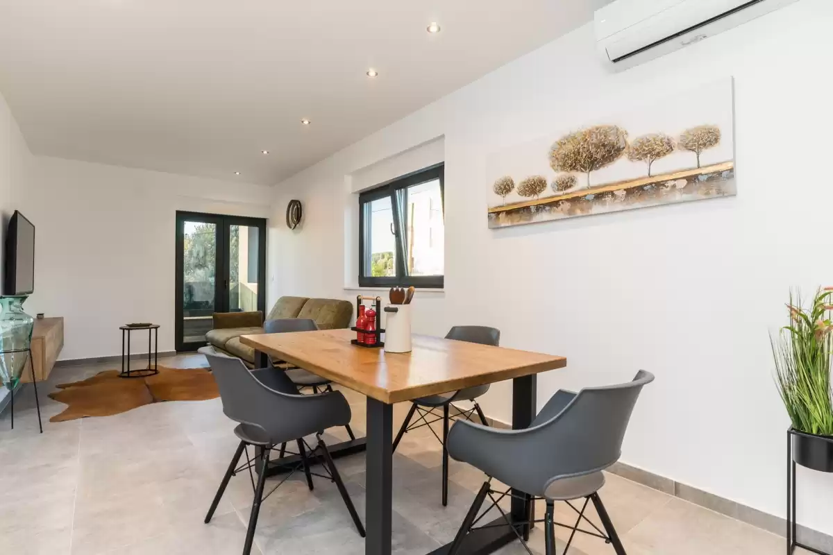 FRADAMA Blue A3 - Zadar, Dalmacija