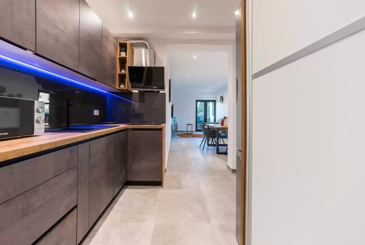 FRADAMA Blue A3 - Zadar, Dalmacija