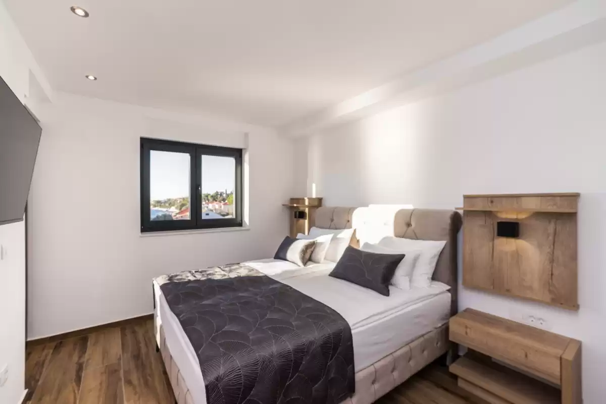 FRADAMA Blue A6 - Zadar, Dalmatia