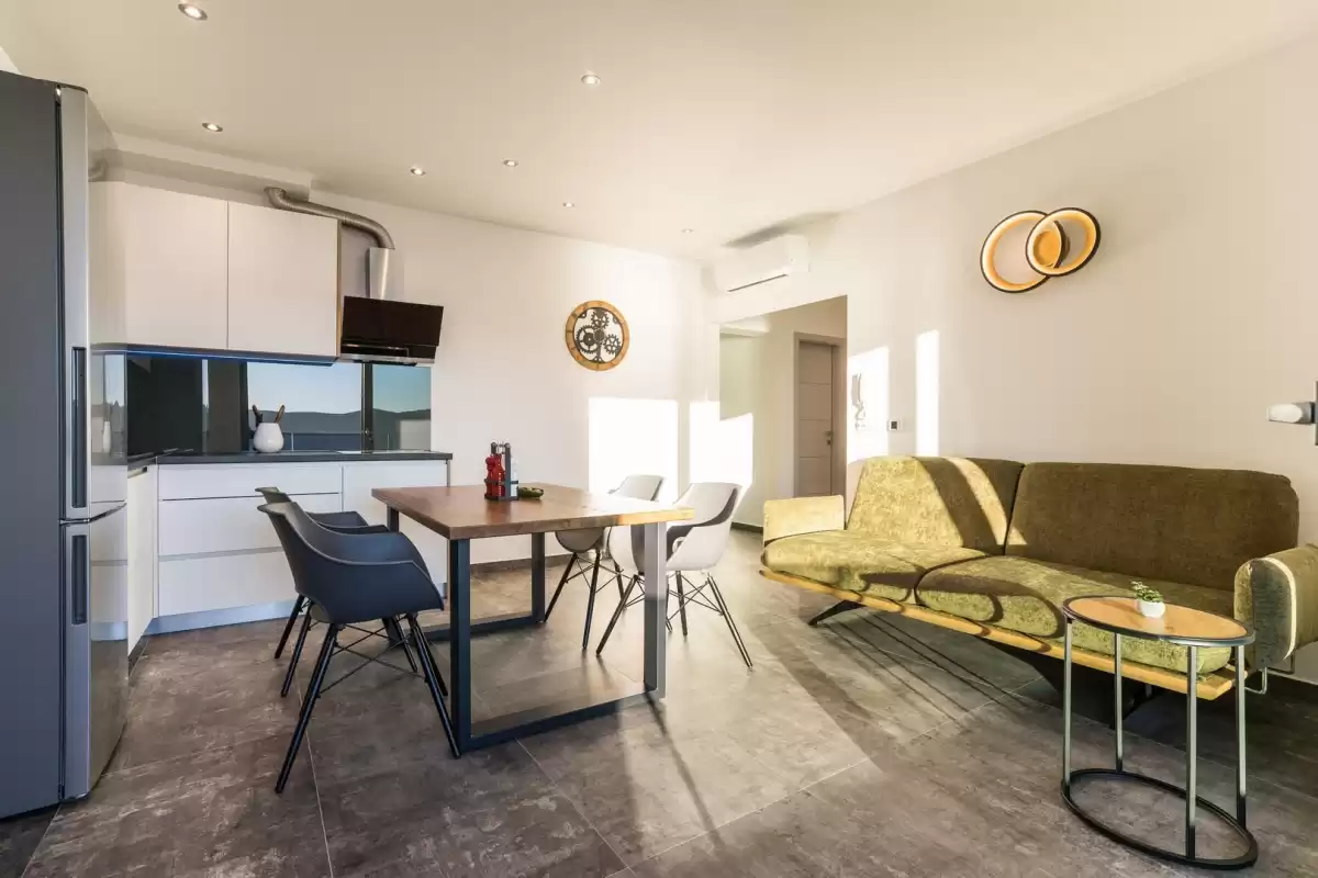 FRADAMA Blue - Zadar, Dalmatien