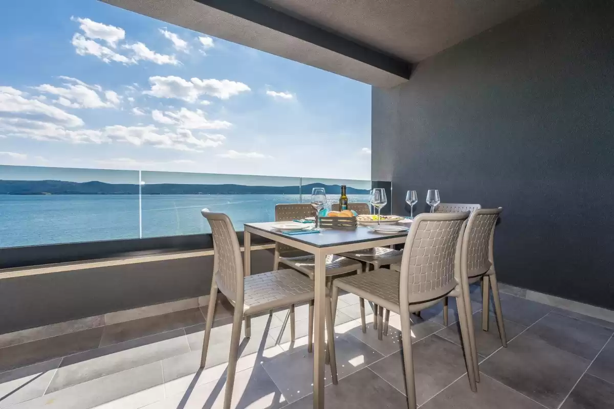 FRADAMA Blue - Zadar, Dalmatien