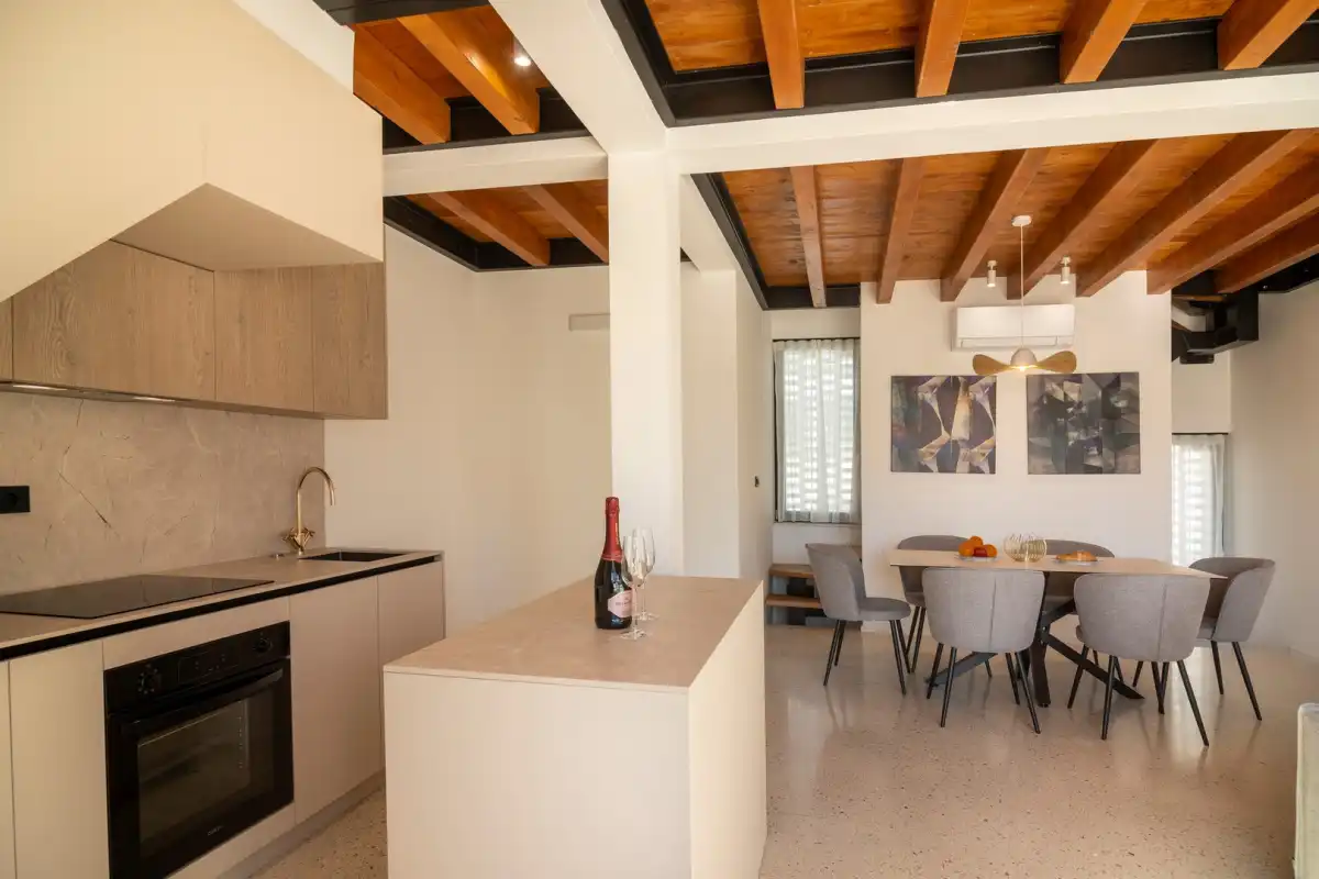 Vice Versa Maestral - Krk, Kroatische Inseln