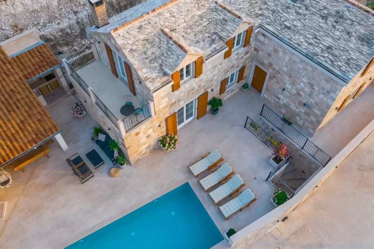 Vila Ani - Brač, Hrvatski otoci