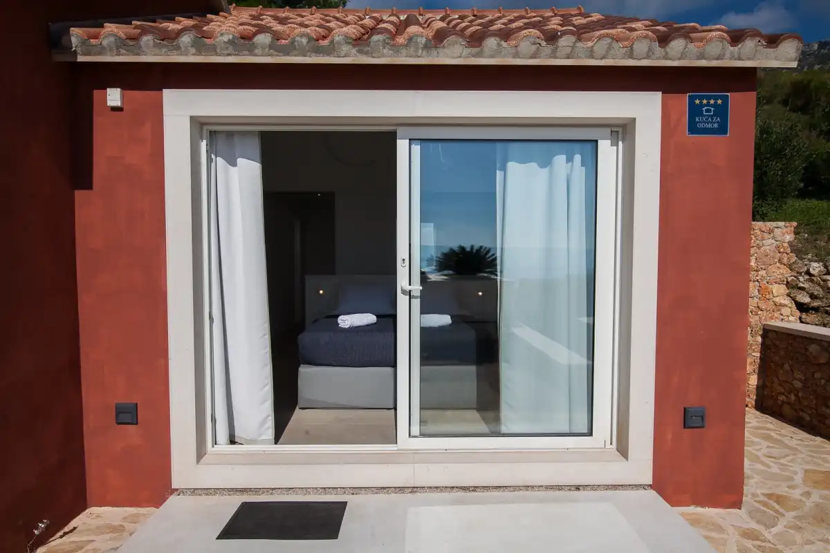 Vila Bolka - Brač, Hrvatski otoci