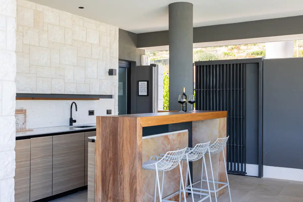 Villa De Juliis - Vis, Islands