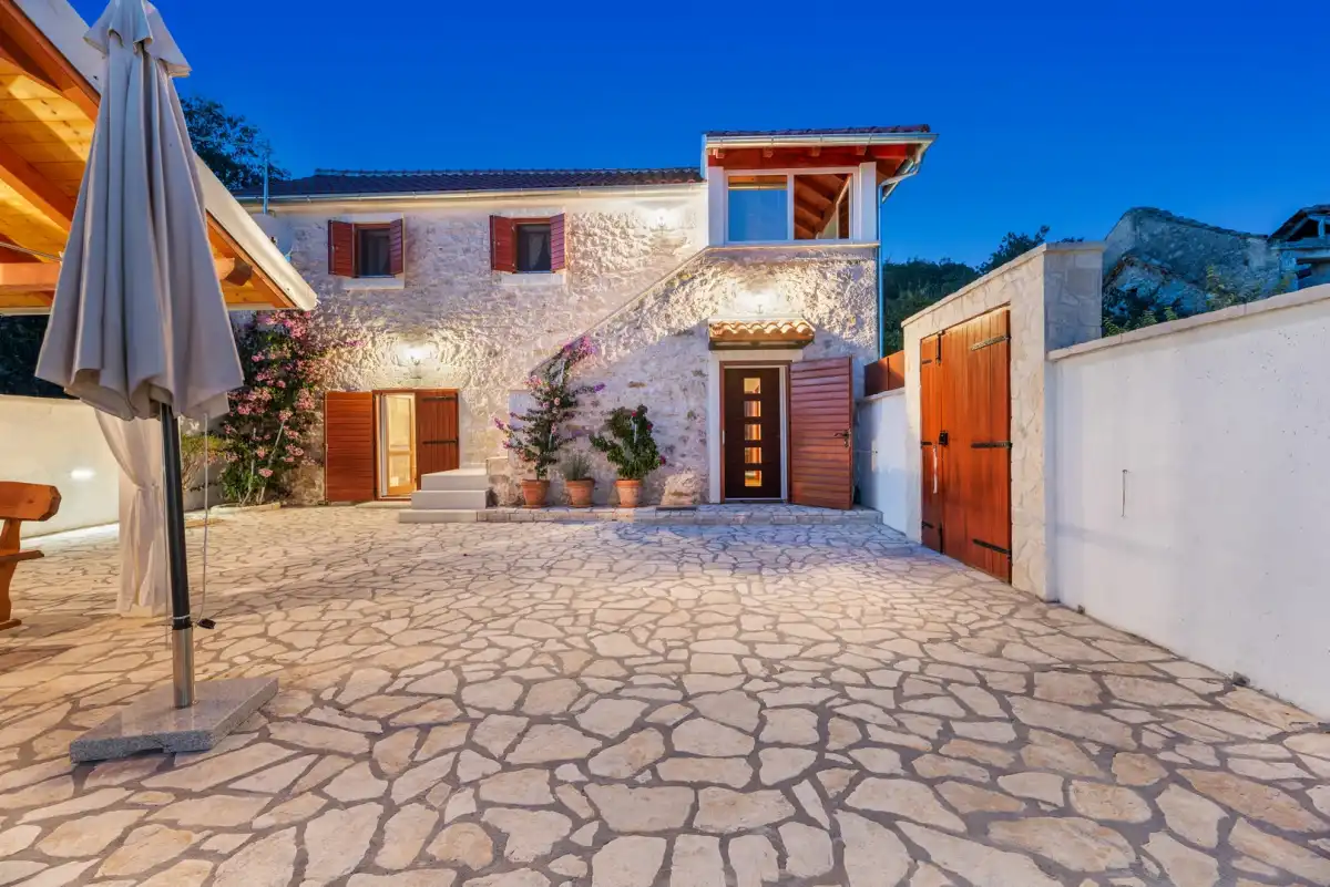 Villa Grandfather's Courtyard - Zadar, Dalmatien