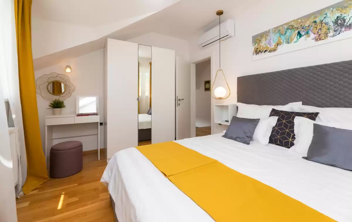 Vila Kruna - Brač, Hrvatski otoci