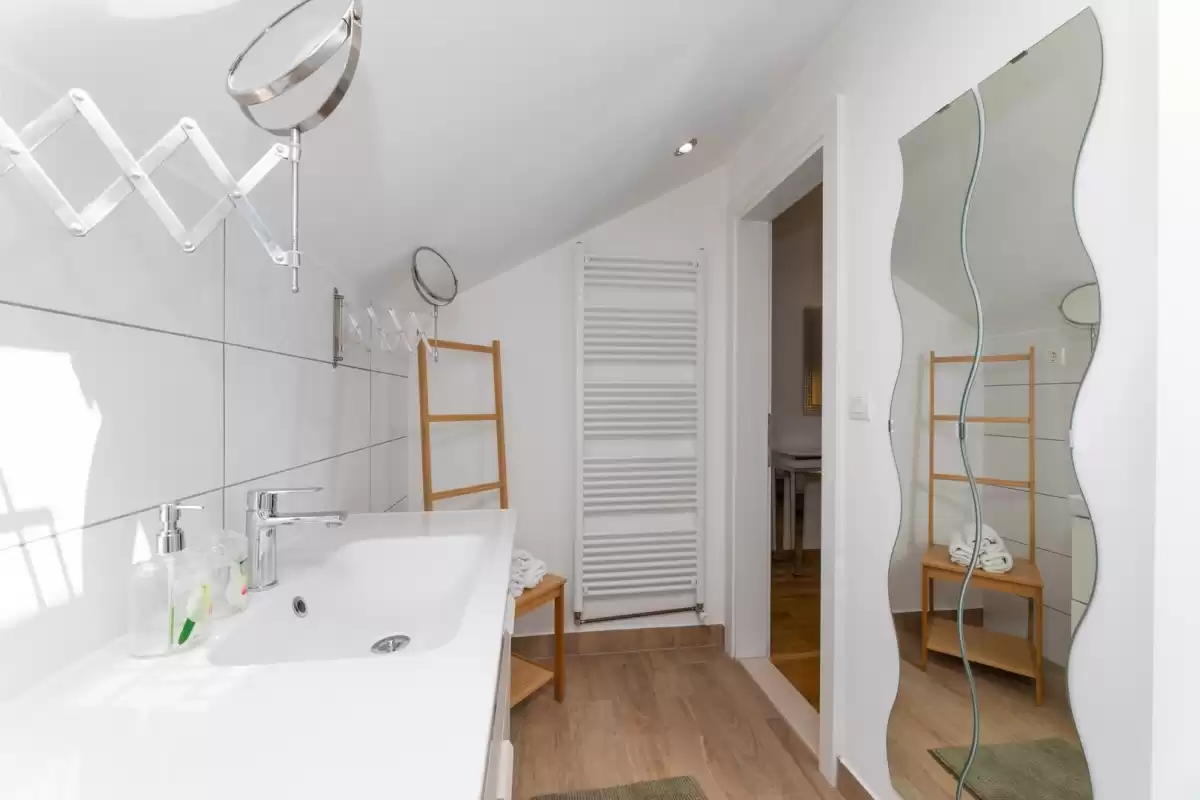 Vila Kruna - Brač, Hrvatski otoci