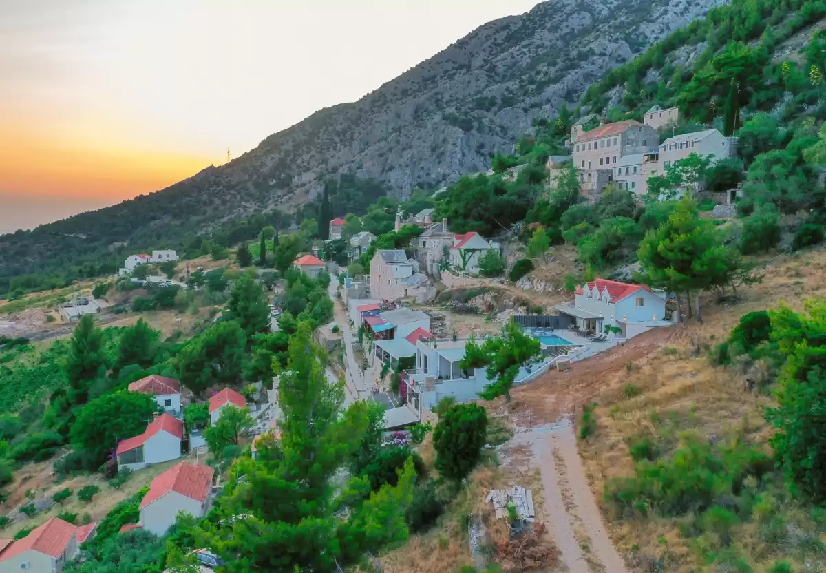 Vila Kruna - Brač, Hrvatski otoci