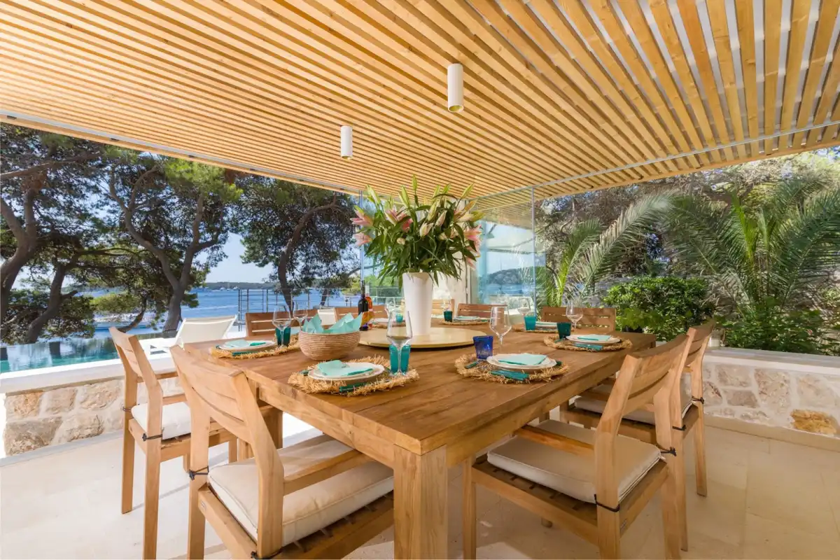 Vila Majerovica - Hvar, Hrvatski otoci