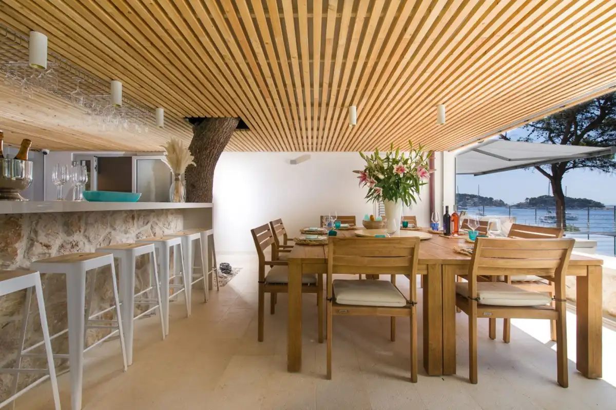 Vila Majerovica - Hvar, Hrvatski otoci