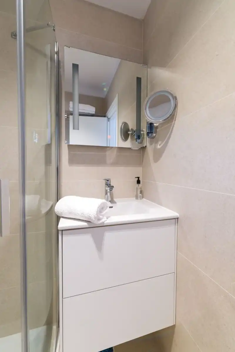 Vila Majerovica - Hvar, Hrvatski otoci