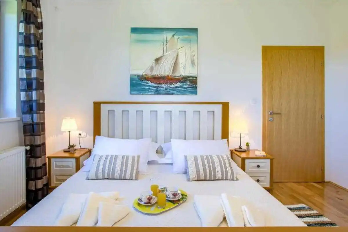 Villa Padel Retreat Drnis - Sibenik, Dalmatia