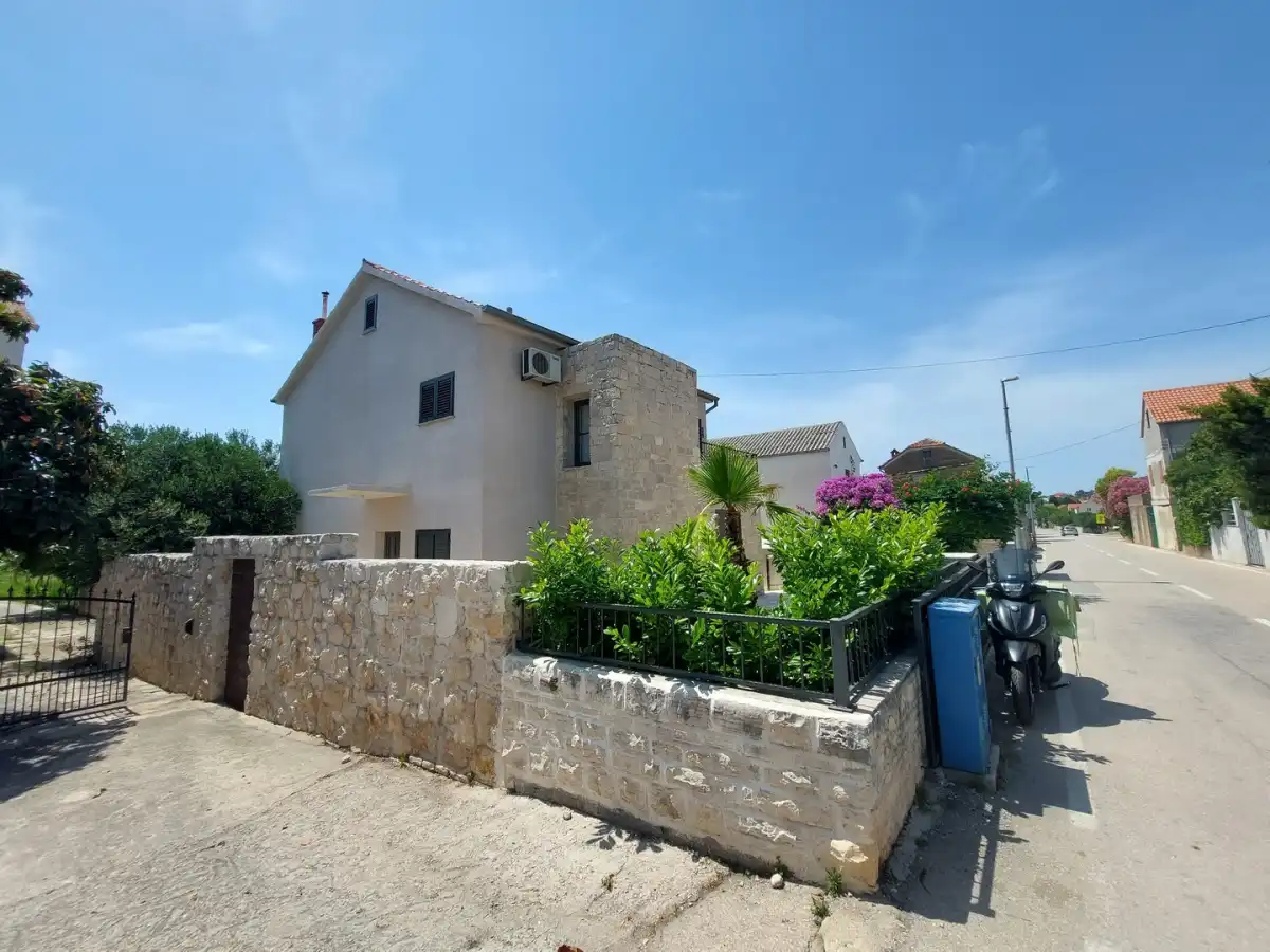 Villa Sara Betina - Sibenik, Dalmatien