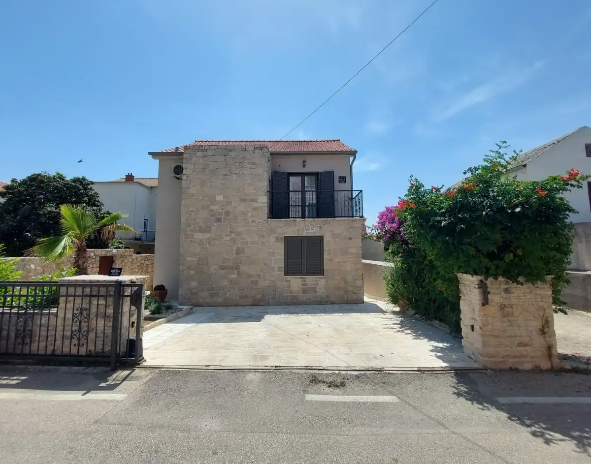 Villa Sara Betina - Sibenik, Dalmatien