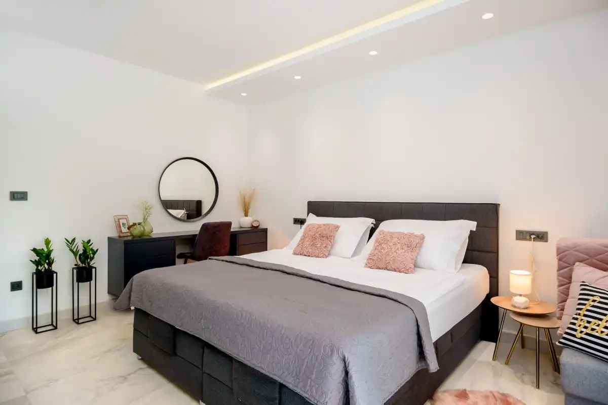 Villa Velvet Bourbon - Split, Dalmatia