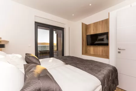 FRADAMA Blue A2 - Zadar, Dalmatia