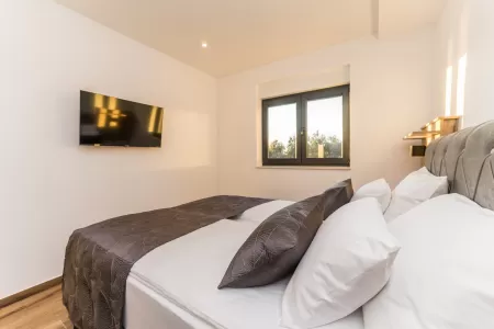 FRADAMA Blue A2 - Zadar, Dalmatia