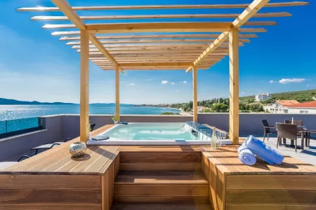 FRADAMA Blue A2 - Zadar, Dalmatia