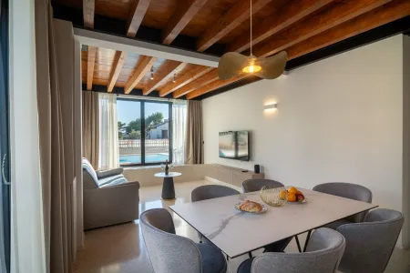 Vice Versa Bura - Krk, Kroatische Inseln