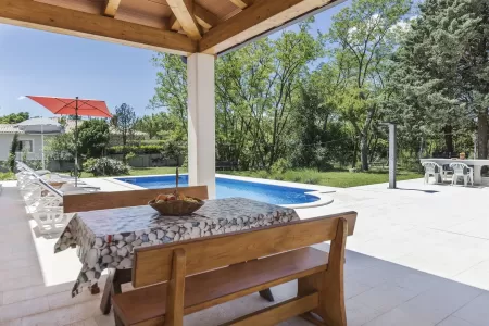 Villa Ana - Labin, Istria