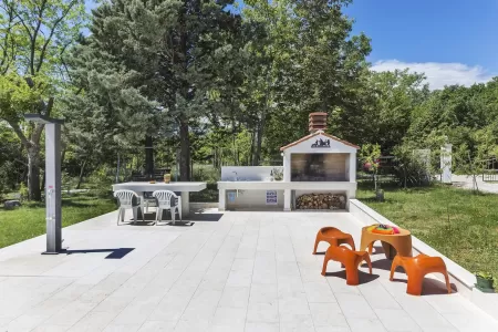 Villa Ana - Labin, Istria
