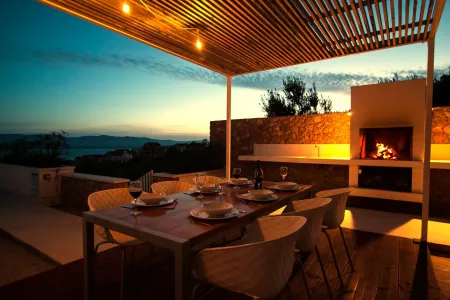 Vila Bolka - Brač, Hrvatski otoci