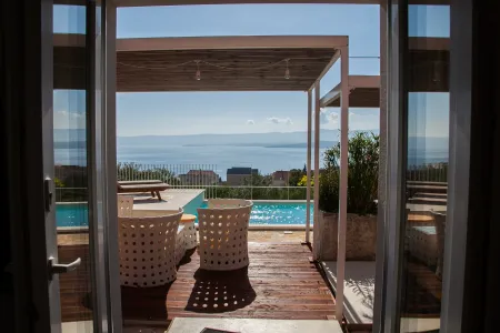 Vila Bolka - Brač, Hrvatski otoci