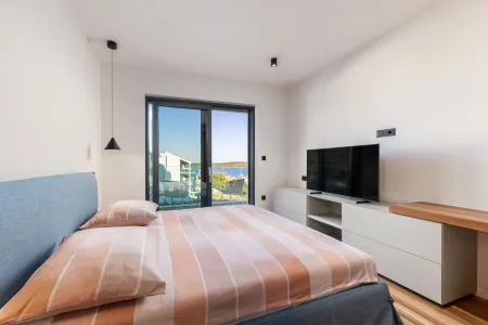 Villa De Juliis - Vis, Islands