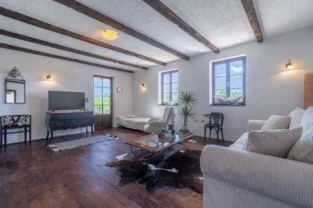 Villa di Kyra - Pazin, Istrien