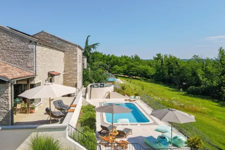 Villa di Kyra - Pazin, Istria