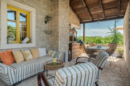 Villa di Kyra - Pazin, Istria