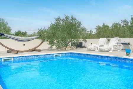 Villa Ivana Vodice - Sibenik, Dalmatia