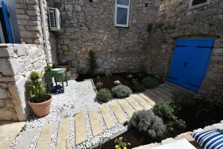 Villa Kuća babe Stane - Sibenik, Dalmatien