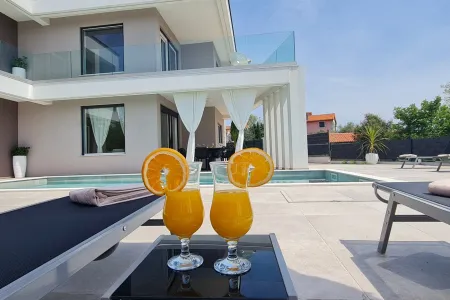 Villa La Vie Krk - Krk, Islands
