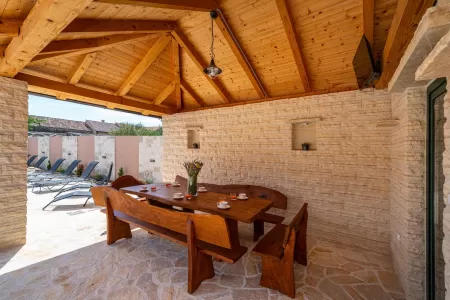 Villa Lana Perusic - Zadar, Dalmatia