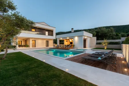 Villa Laurea - Labin, Istria