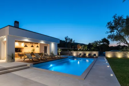 Villa Laurea - Labin, Istria