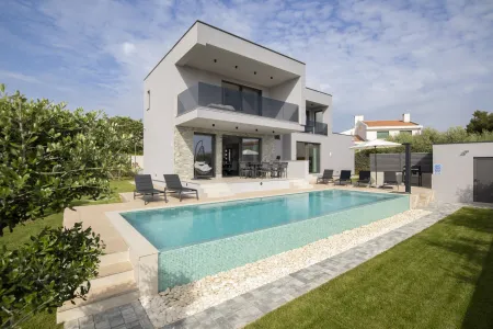 Villa Leola - Pula, Istrien