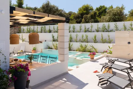 Vila Leylandii - Šibenik, Dalmacija