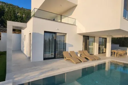 Villa Malu Starigrad - Zadar, Dalmatien