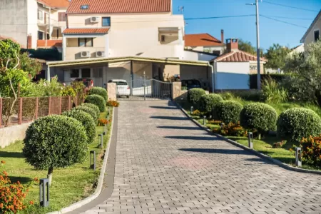 Villa Marko A2 - Zadar, Dalmatien