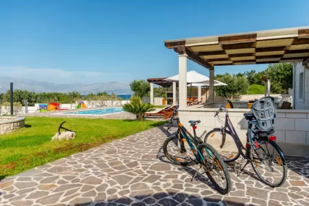 Vila MIS - Brač, Hrvatski otoci