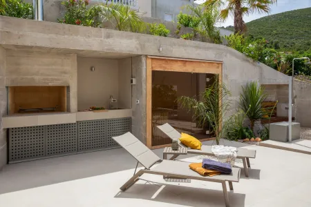 Vila Nisa - Vis, Hrvatski otoci