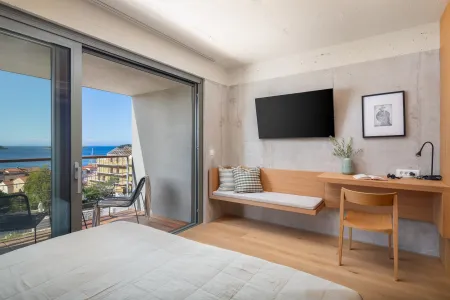 Vila Nisa - Vis, Hrvatski otoci