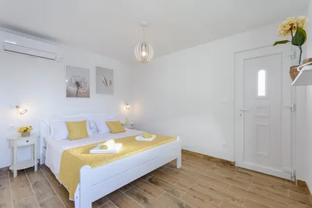 Vila Nono Ante - Brač, Hrvatski otoci