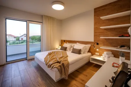 Vila O - Šibenik, Dalmacija